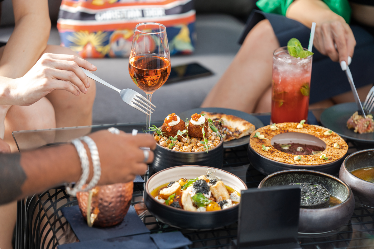 Read more about the article Top Restaurants And Places To Eat In Singapore
